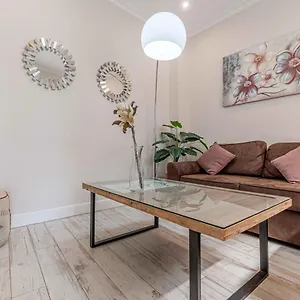 Recaredo 7, áticos Con Terraza Appartamento